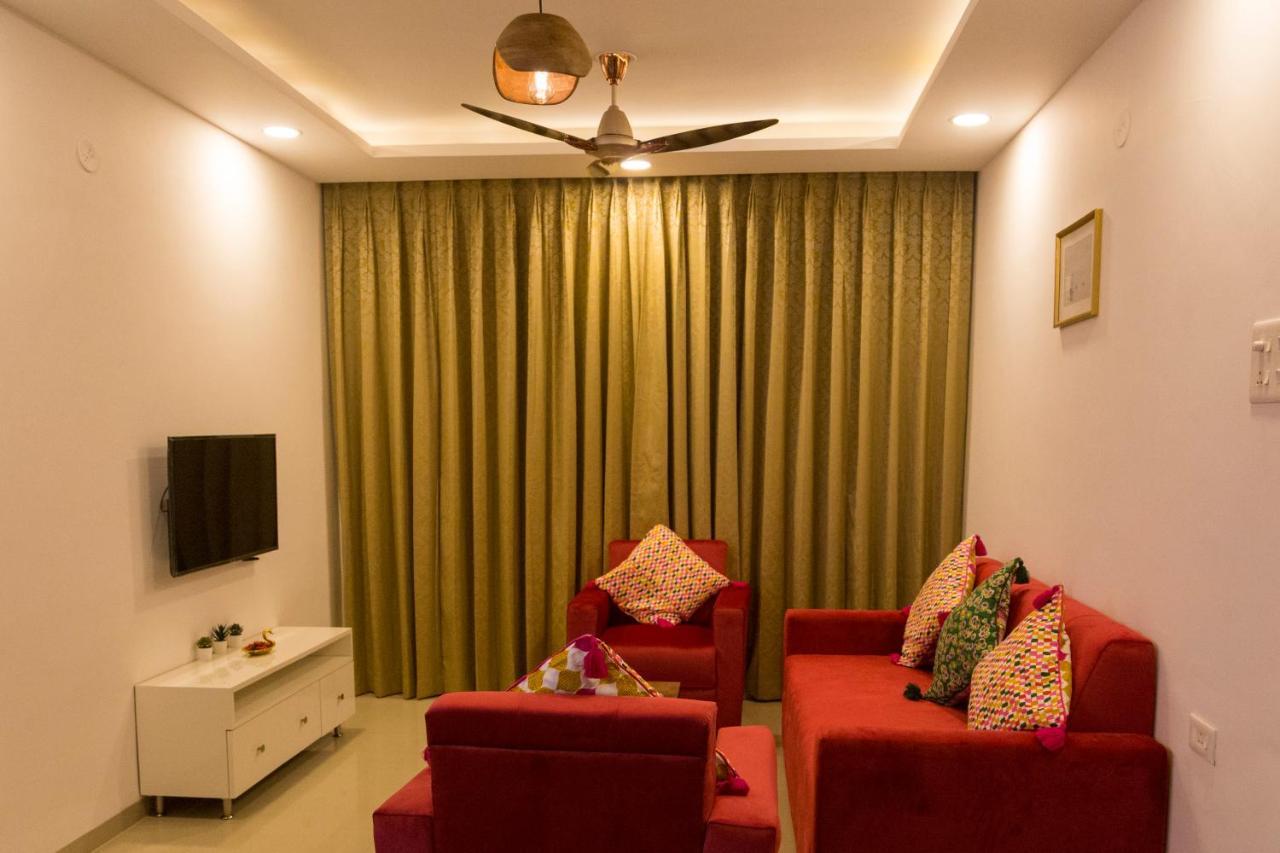 Comfycorner - Luxurious 2-Bhk Apartment آربورا المظهر الخارجي الصورة