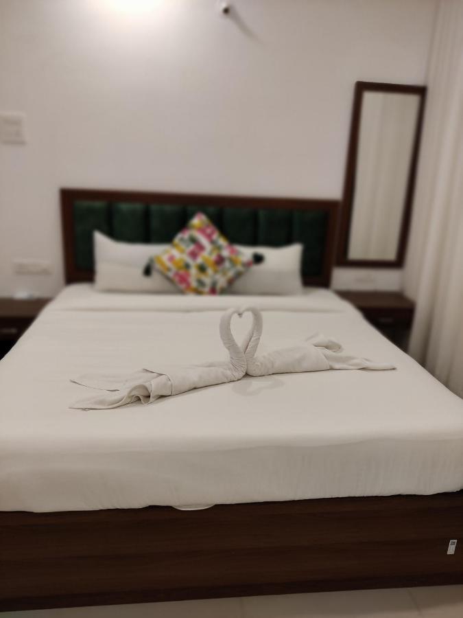 Comfycorner - Luxurious 2-Bhk Apartment آربورا المظهر الخارجي الصورة