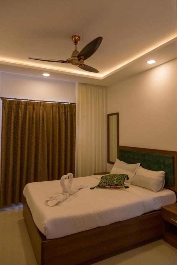 Comfycorner - Luxurious 2-Bhk Apartment آربورا المظهر الخارجي الصورة