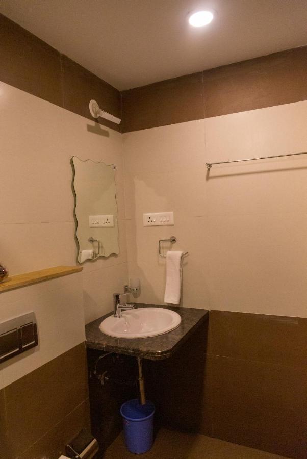 Comfycorner - Luxurious 2-Bhk Apartment آربورا المظهر الخارجي الصورة